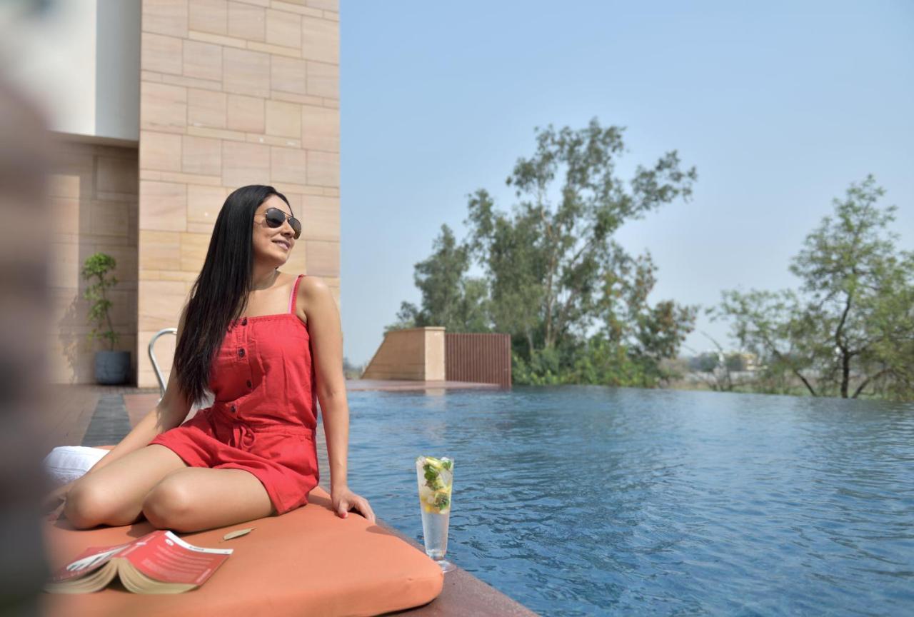 Courtyard By Marriott Raipur Otel Dış mekan fotoğraf
