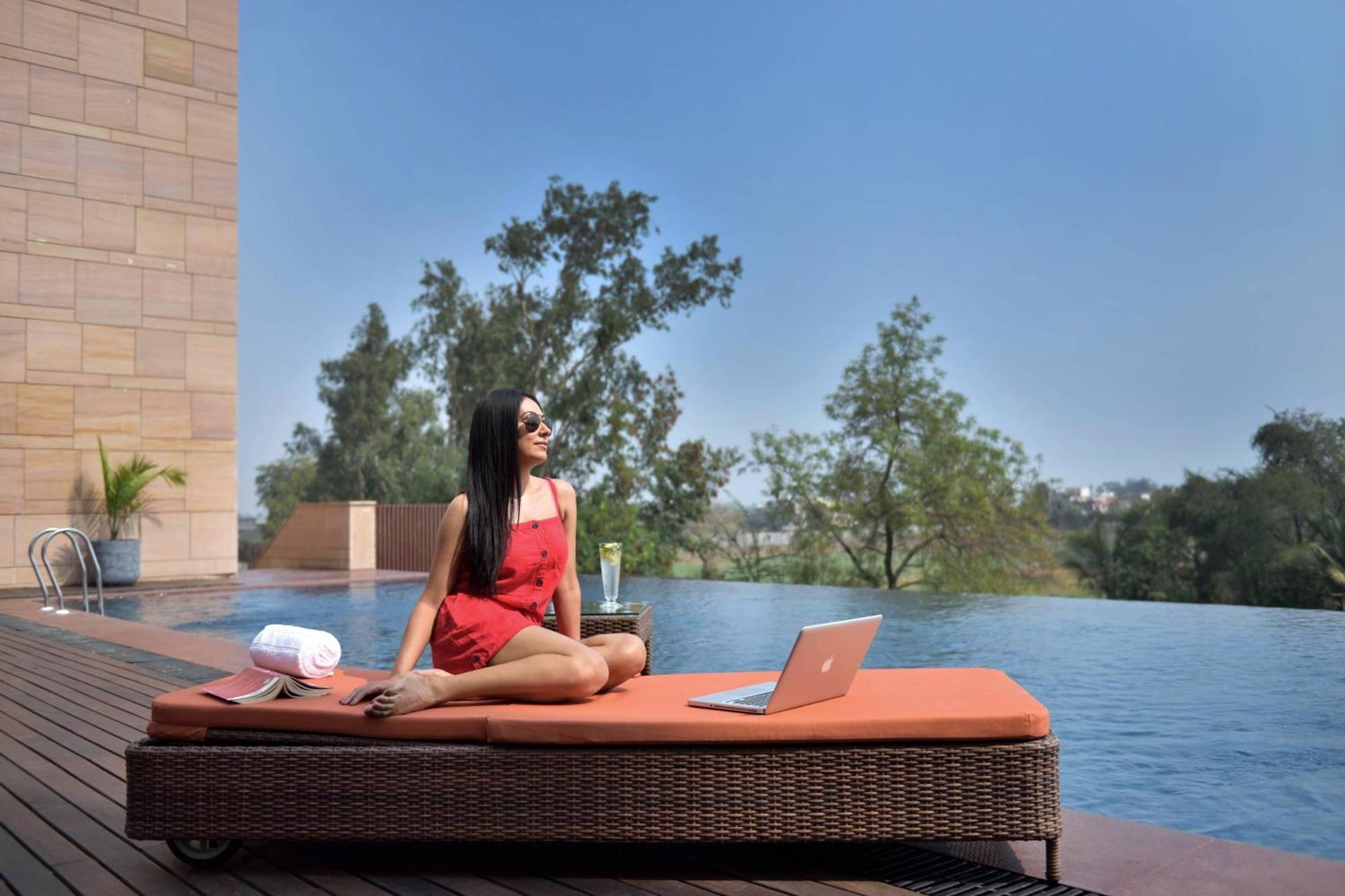 Courtyard By Marriott Raipur Otel Dış mekan fotoğraf