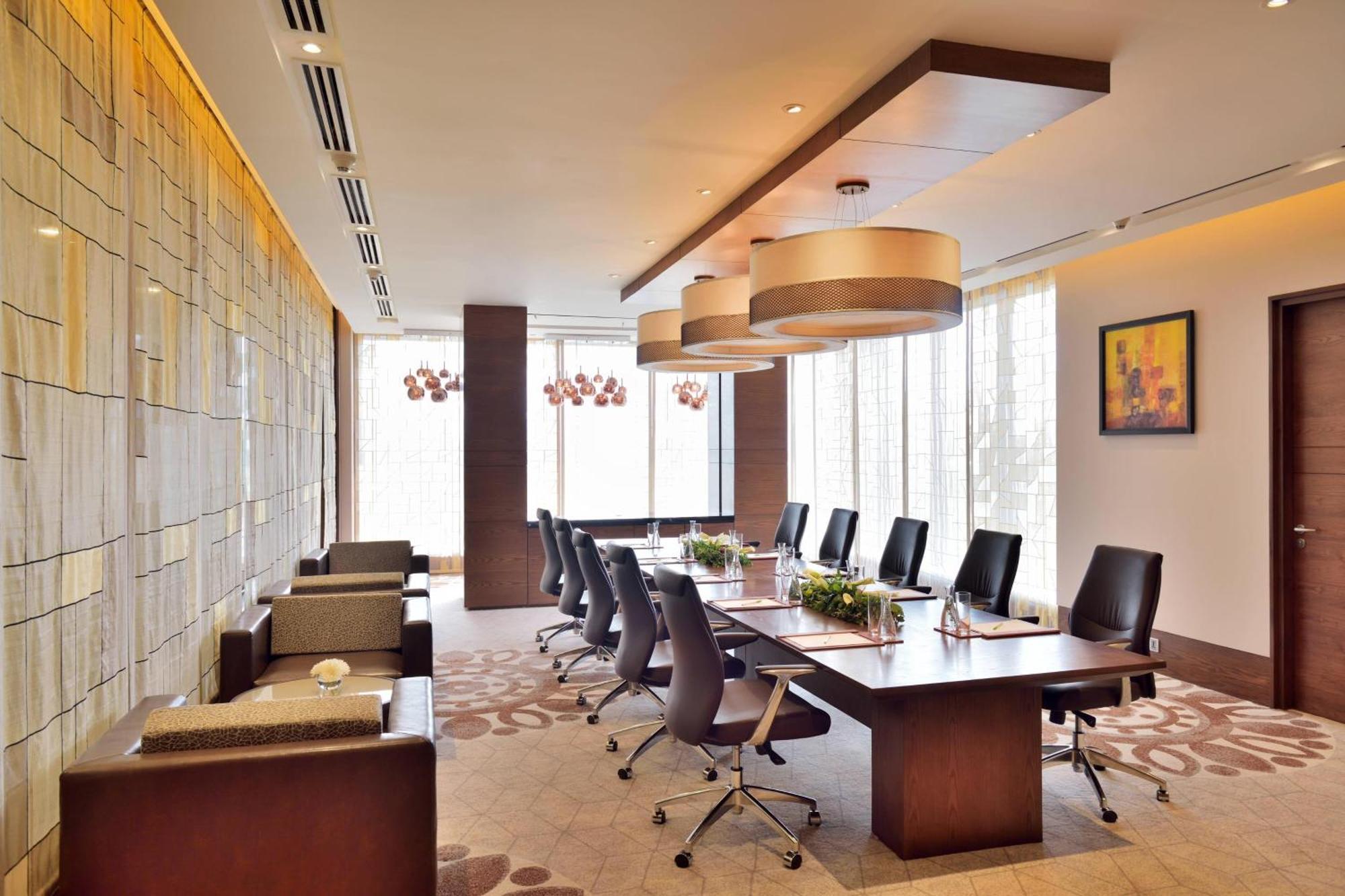 Courtyard By Marriott Raipur Otel Dış mekan fotoğraf