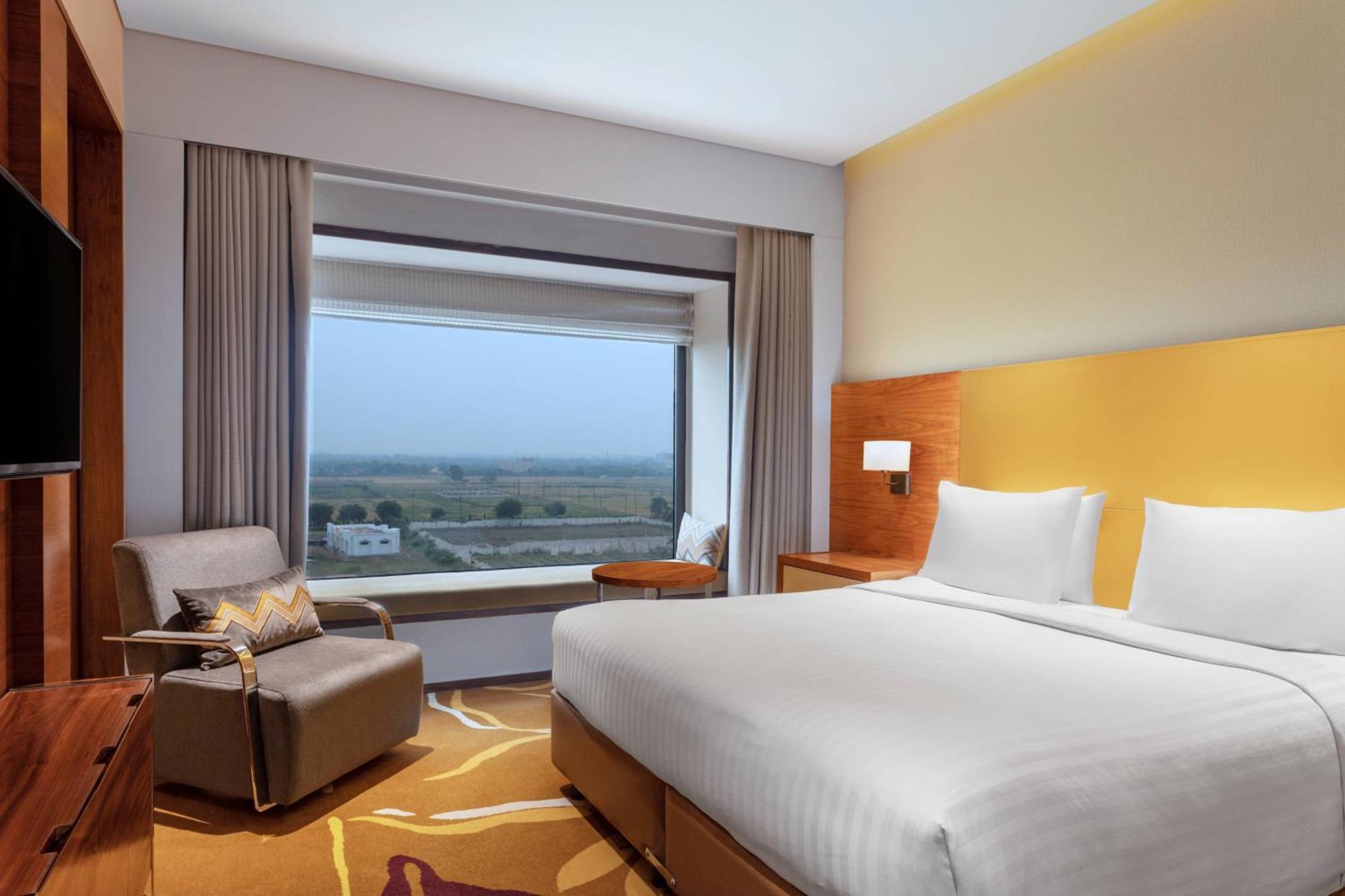 Courtyard By Marriott Raipur Otel Dış mekan fotoğraf